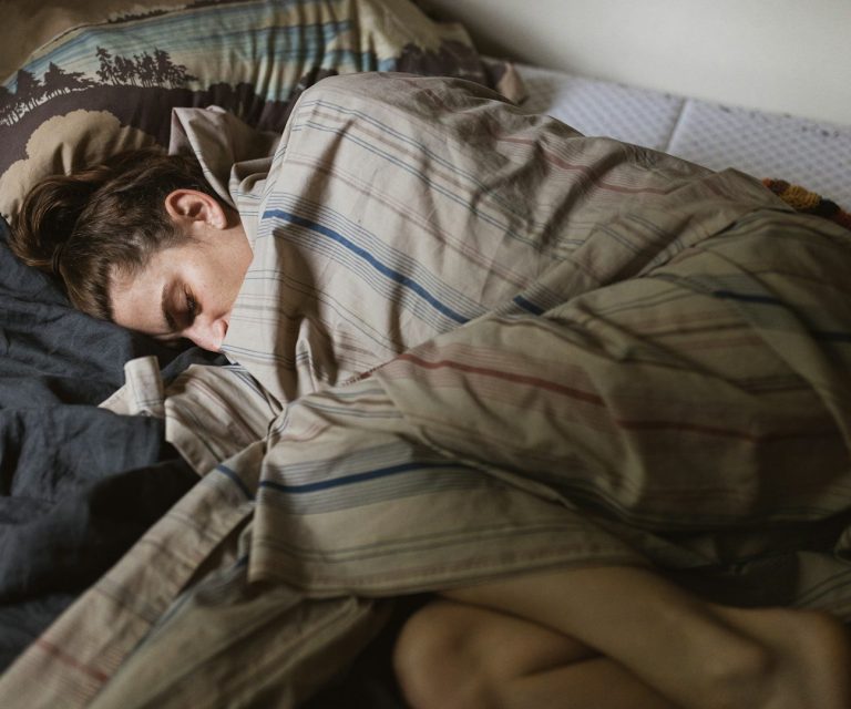 Burn-Out. Wenn nichts mehr geht. Dein Körper, dein Geist, deine Psyche, deine Seele haben dich zur Pause gezwungen. Traurigkeit, Erschöpfung